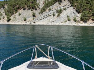 Морские прогулки на катере