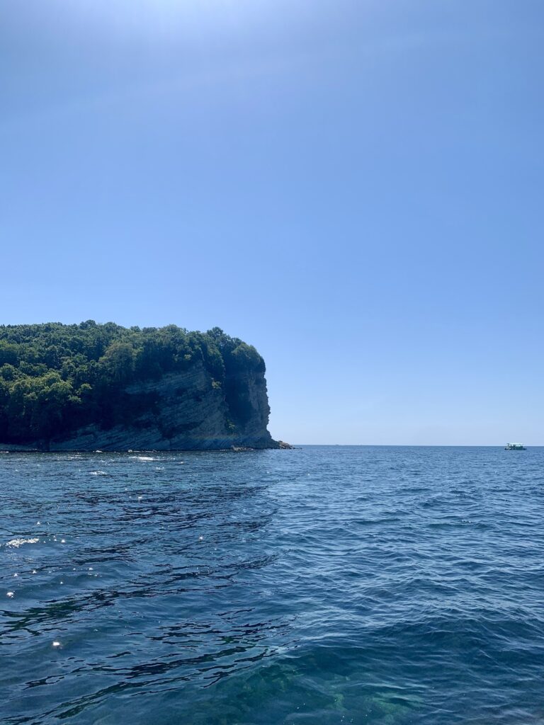 отдых на море в Три Камня