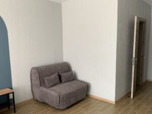 Удобства номера Стандарт: диван, кондиционер, Wi-Fi