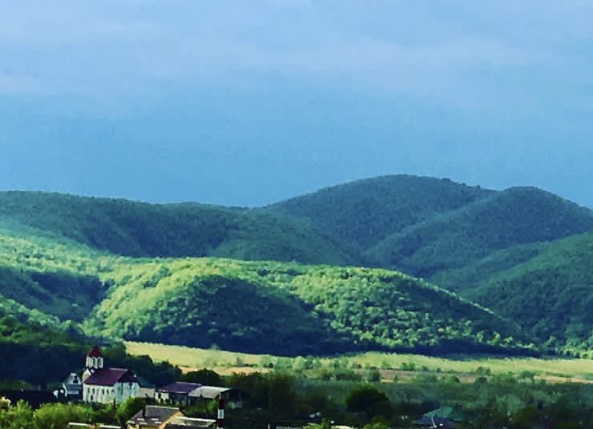 Горная окрестность в Тенгинке