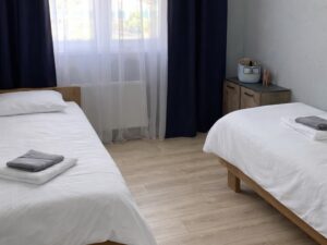 Семейный номер гостевого дома Три Камня с видом на горы